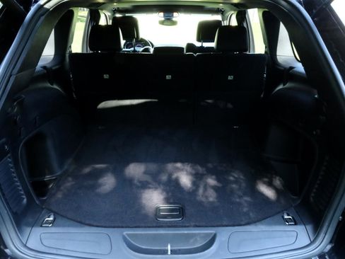 Used 2021 Jeep Grand Cherokee Limited image 16