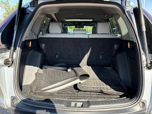 Used 2020 Honda CR-V Touring image 29