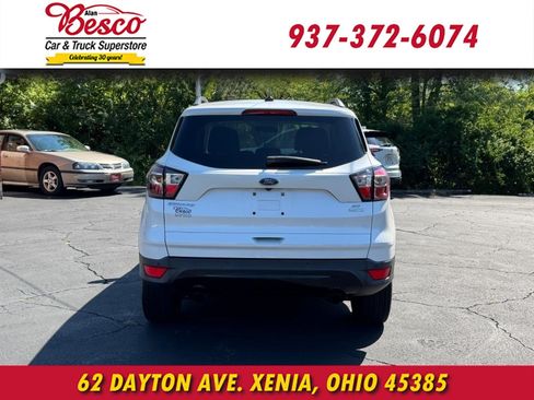 Used 2017 Ford Escape SE w/ Equipment Group 201A FWD image 5