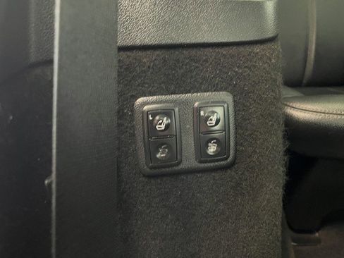 Used 2012 Mercedes-Benz GL 450 4MATIC image 39