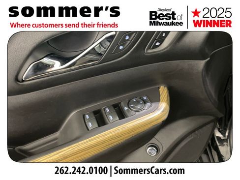 Used 2018 GMC Acadia Denali w/ Technology Package image 11