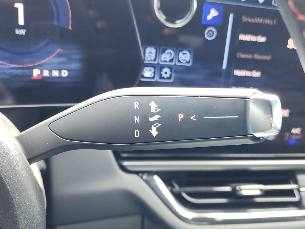 Used 2024 Chevrolet Equinox EV RS w/ Active Safety Package 3 FWD image 18