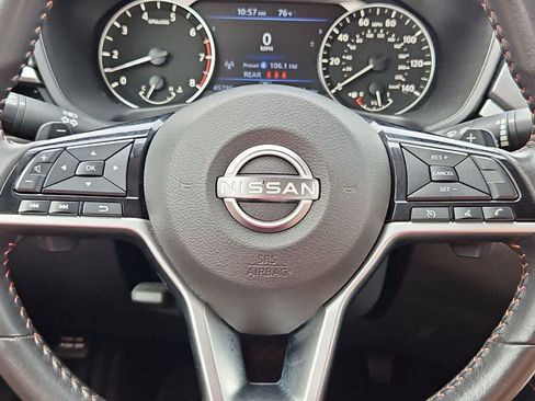 Used 2024 Nissan Altima 2.5 SR image 23