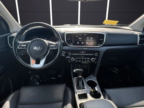 Used 2020 Kia Sportage EX image 15