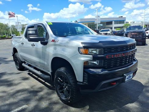 Used 2020 Chevrolet Silverado 1500 Custom Trail Boss w/ Custom Convenience Package AWD/4WD image 1