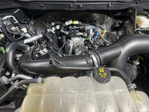 Certified 2022 Ford F150 XL w/ STX Appearance Package AWD/4WD image 28