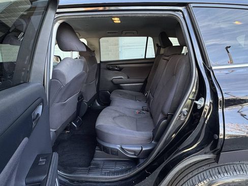 Used 2020 Toyota Highlander L AWD/4WD image 22