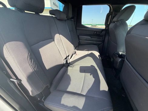 Used 2024 Toyota Tacoma SR5 AWD/4WD image 27