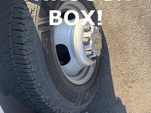 Used 2018 Chevrolet Express 3500 image 13