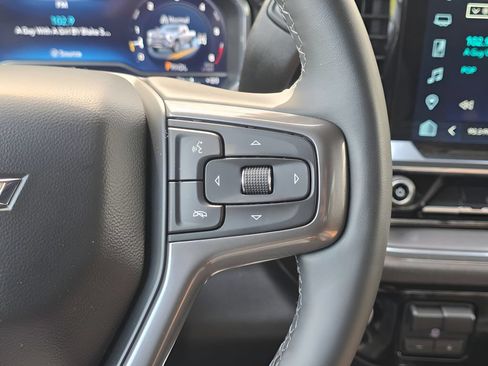 Used 2024 Chevrolet Silverado 2500 High Country AWD/4WD image 28