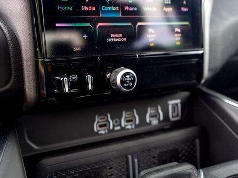 New 2026 RAM 1500 Laramie w/ Night Edition AWD/4WD image 15