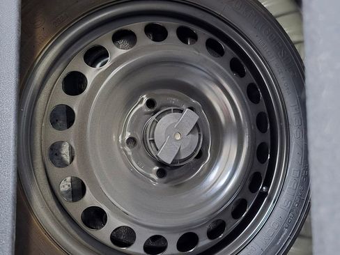 Used 2022 Chevrolet Equinox LS w/ LS Convenience Package image 13