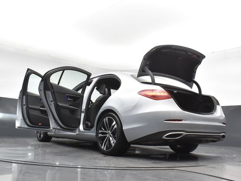 Used 2022 Mercedes-Benz C 300 4MATIC Sedan image 26