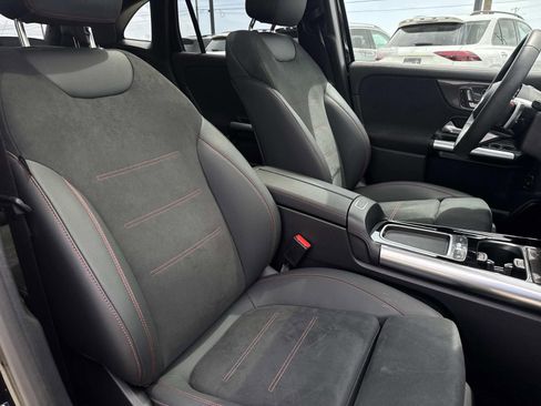 Used 2026 Mercedes-Benz GLA 250 image 12