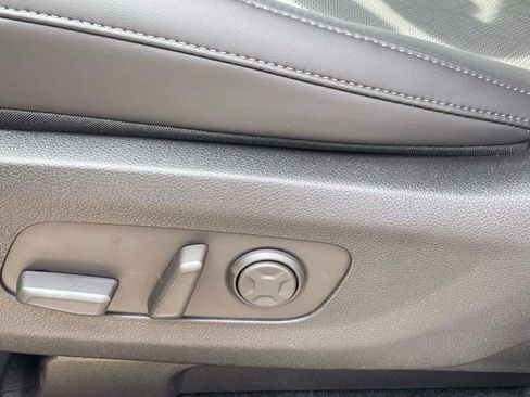 New 2026 Kia Carnival FWD image 10