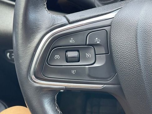 Used 2020 Buick Encore GX Select w/ Sport Touring Package image 8