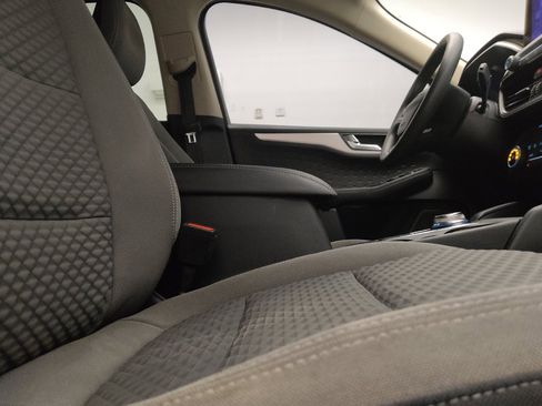 Used 2020 Ford Escape SE FWD image 21