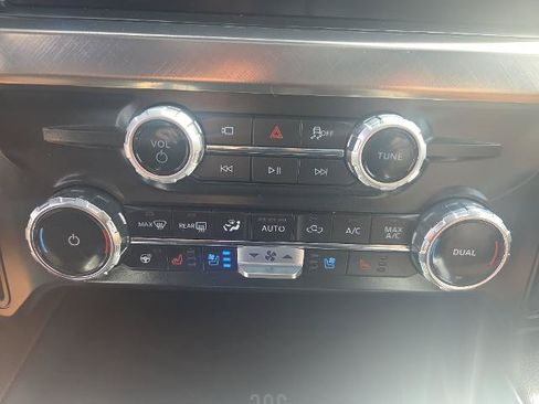 Certified 2025 Ford F350 King Ranch w/ FX4 Off-Road Package AWD/4WD image 29