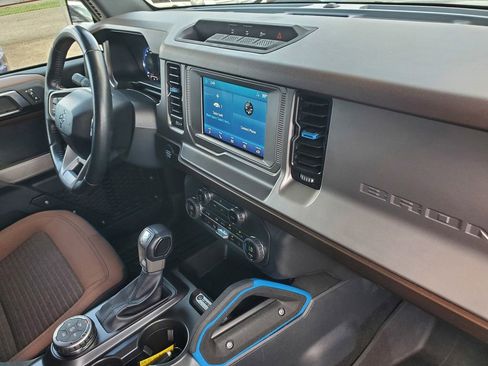 Used 2023 Ford Bronco Outer Banks image 20