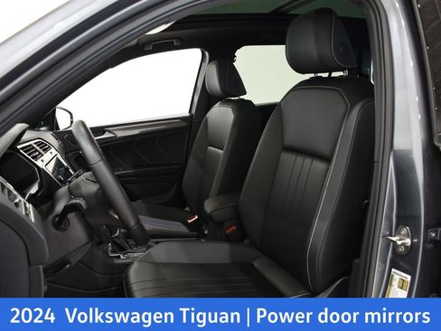 Used 2024 Volkswagen Tiguan SE R-Line image 21