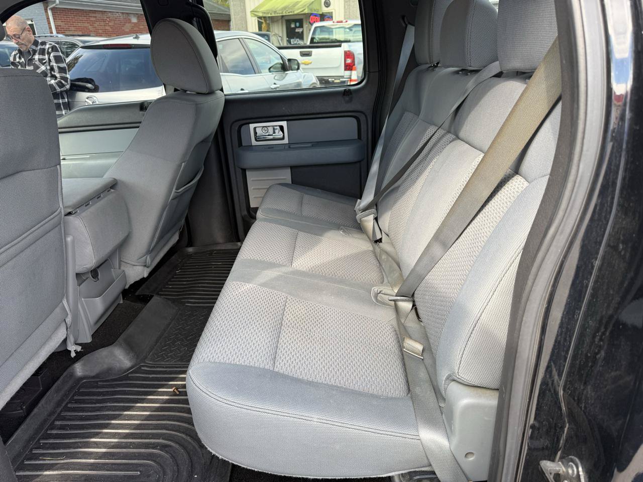 Used 2011 Ford F150 XLT w/ XLT Chrome Pkg AWD/4WD image 17
