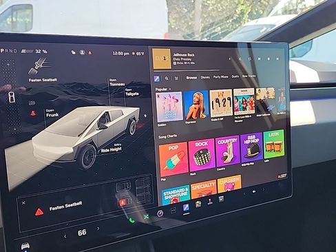 Used 2025 Tesla Cybertruck AWD Crew Cab image 34