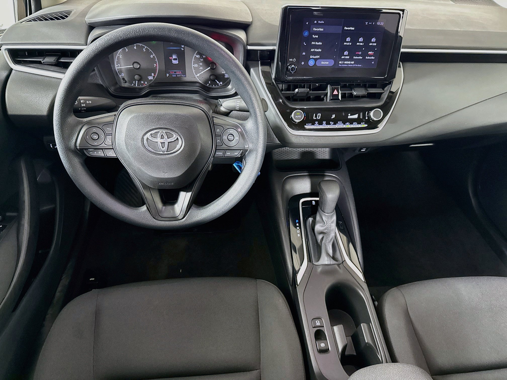Used 2024 Toyota Corolla LE FWD image 25
