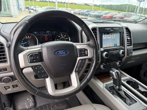 Used 2018 Ford F150 Lariat w/ Equipment Group 501A Mid AWD/4WD image 13