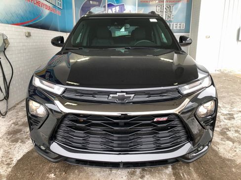 Certified 2023 Chevrolet TrailBlazer RS w/ Convenience Package image 2