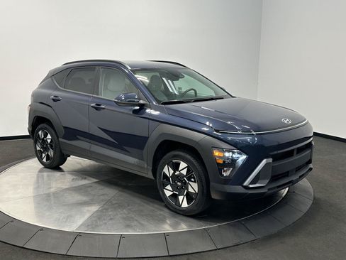 Certified 2024 Hyundai Kona SEL AWD/4WD image 2