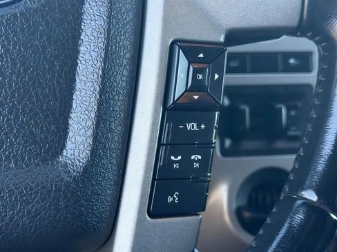 Used 2017 Ford Expedition Limited RWD image 14
