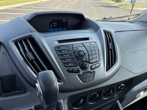 Used 2018 Ford Transit 350 XL image 16
