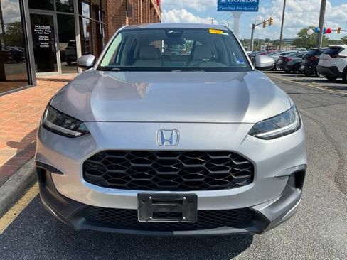 Used 2024 Honda HR-V LX image 2
