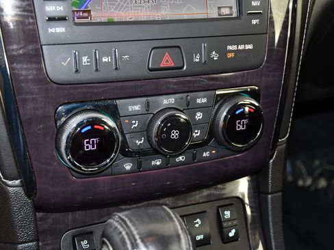 Used 2015 Buick Enclave Premium w/ Experience Buick Package AWD/4WD image 27