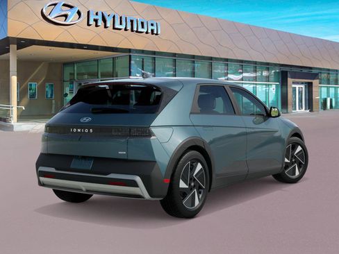 New 2026 Hyundai Ioniq 5 SEL AWD/4WD image 4