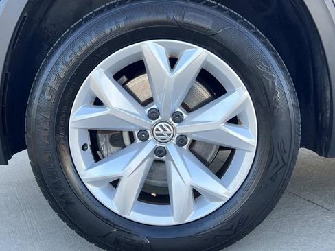 Used 2019 Volkswagen Atlas SE w/ Towing Package image 6