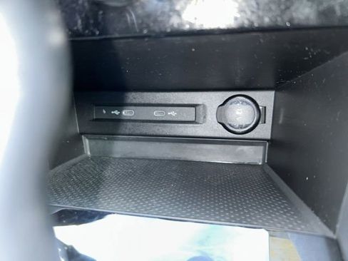 Used 2024 Volkswagen Taos S image 21