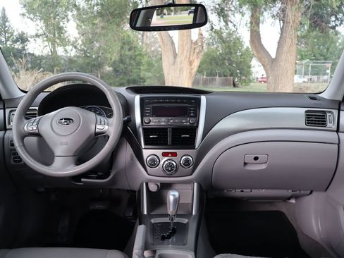 Used 2010 Subaru Forester 2.5X Limited w/ Popular Equipment Group 4B AWD/4WD image 16