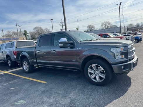 Used 2017 Ford F150 Platinum w/ Max Trailer Tow Package image 5