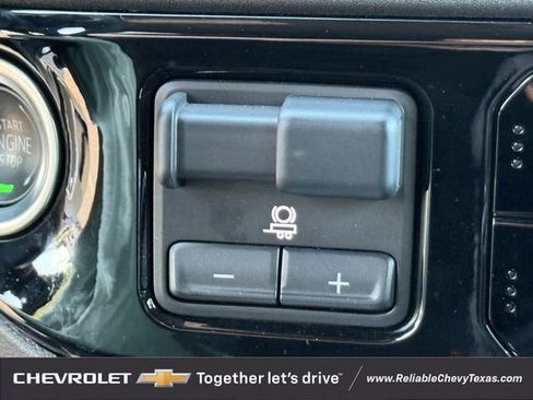 Used 2025 Chevrolet Silverado 1500 RST w/ Convenience Package II AWD/4WD image 22