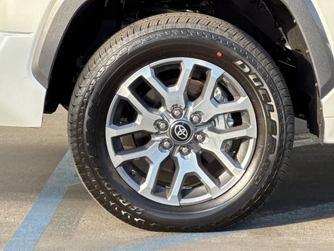 Used 2025 Toyota Tundra 1794 Edition image 34