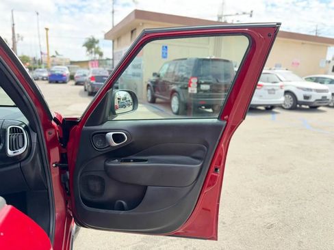 Used 2016 FIAT 500L Trekking FWD image 33