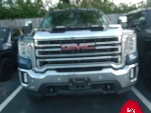 Used 2023 GMC Sierra 2500 SLT w/ SLT Premium Package AWD/4WD image 1