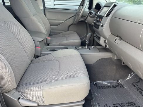 Used 2021 Nissan Frontier SV AWD/4WD image 27