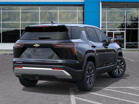 New 2026 Chevrolet Equinox LT w/ Convenience Package II image 4