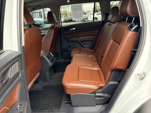 Used 2023 Volkswagen Atlas SE image 16