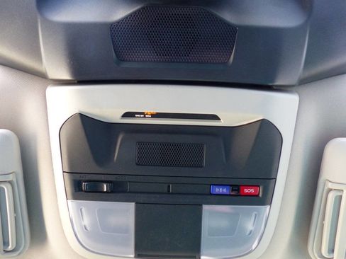 Used 2024 Subaru Impreza 2.0i Sport image 31