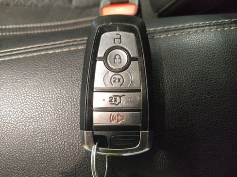 Used 2024 Ford Escape Active w/ Tech Pack #1 AWD/4WD image 32