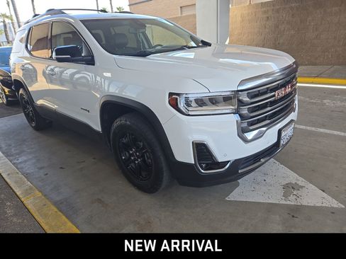 Certified 2022 GMC Acadia AT4 w/ Preferred Package image 3