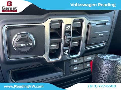 Used 2019 Jeep Wrangler Unlimited Sport S image 33